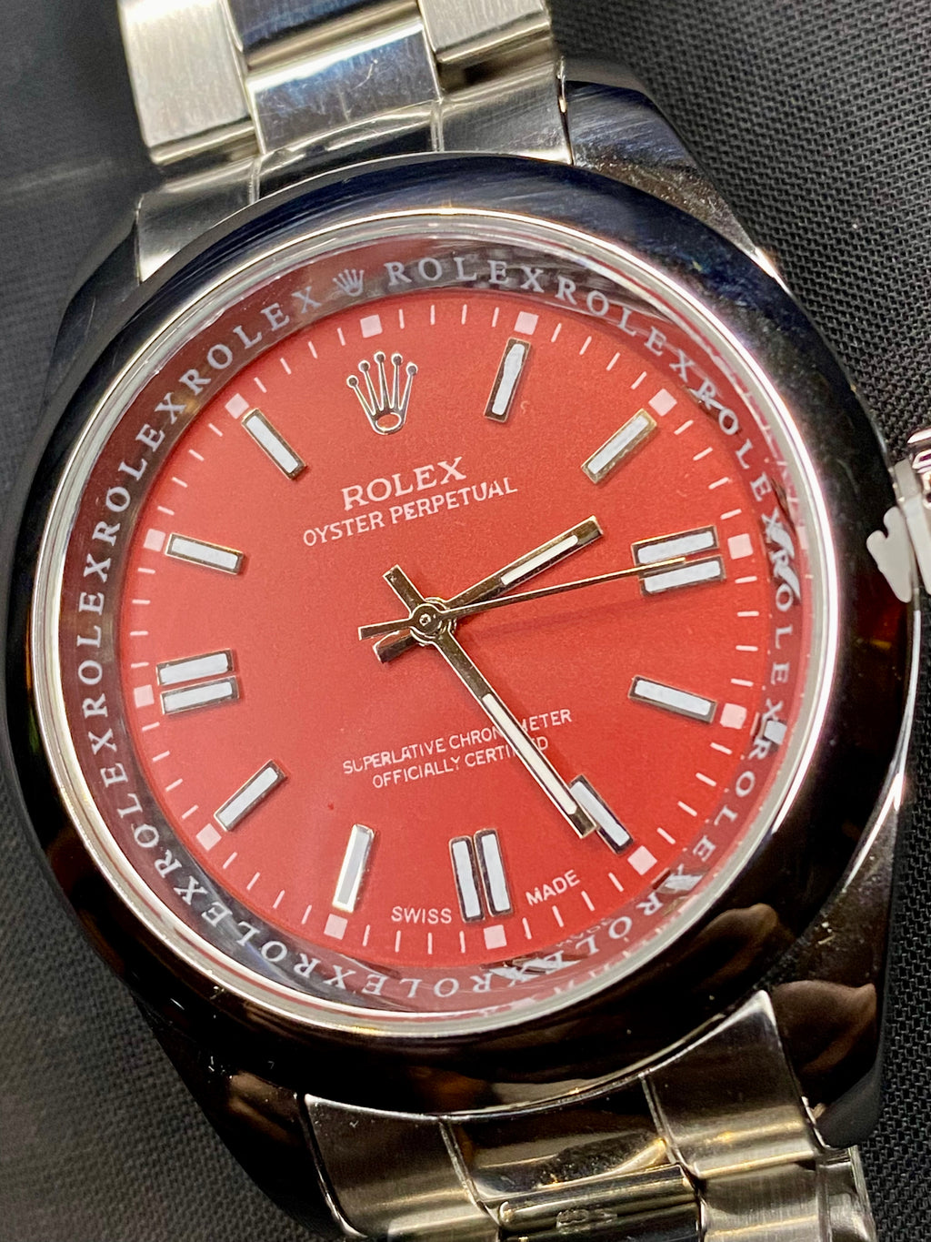 Silver Luxury Red Oyster Perpetual RLX Watch